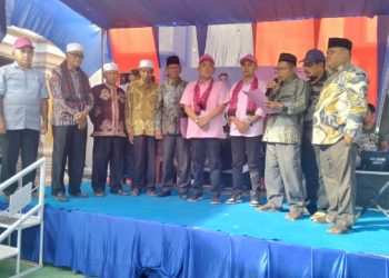 Pernyataan sikap lembaga adat 5 desa Kubang