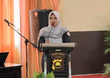 Anggota Bawaslu Kerinci, Chintya Albert Siin