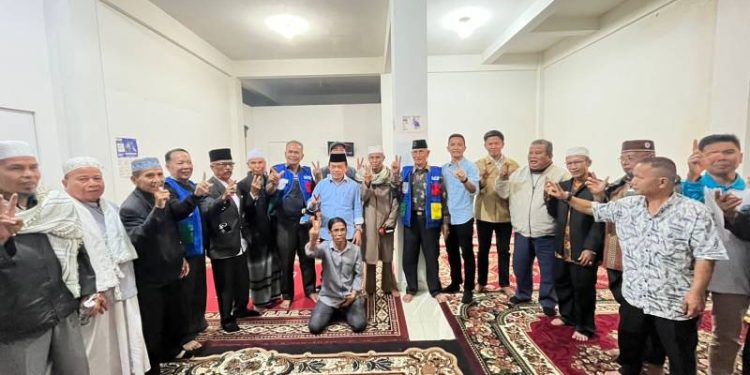 Cagub Al Haris saat membuka turnamen Domino dan Catur di Sebukar