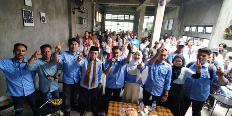 Cagub Jambi Al Haris saat bertemu dengan Milenial dan Gen Z Kerinci