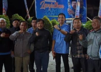 Penutupan Turnamen Catur dan Domino Haris-Sani Cup