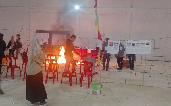 Terlihat kebakaran di salah satu TPS di Sungai Penuh