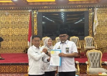 Sekda Sungai Penuh Alpian bersama Sekda Provinsi Jambi