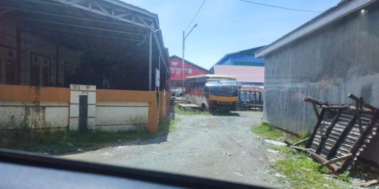 Situasi depan kantor Dinas Perhubungan Kerinci