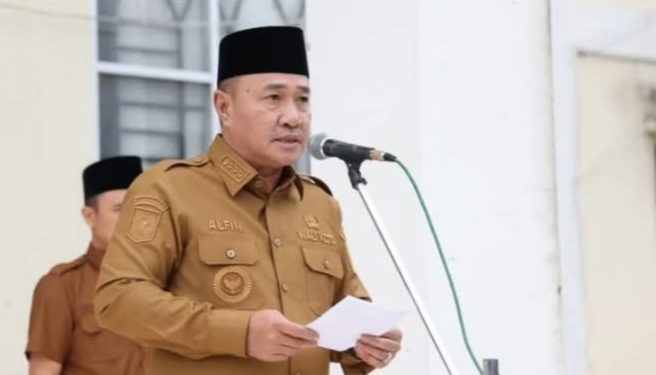 Wako Alfin saat menyampaikan sambutan dalam apel perdana