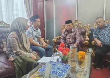 Pimpinan DPRD Sungai Penuh Saat memanggil Dinas Perizinan Sungai Penuh