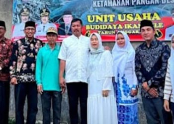 Bupati Kerinci Kunjungi Tempat Budidaya Ikan Lele di Senimpik