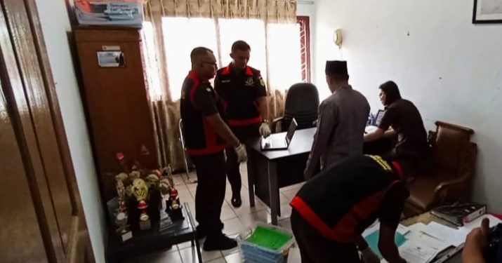 Proses pengelasan oleh Kejari Tebo