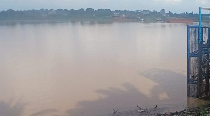 Kemarau Berdampak pada Debit Air Sungai Batanghari
