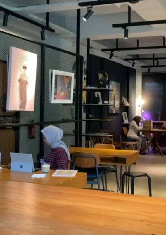 Bruno Cafe in the Park Rekomendasi Tempat Nongkrong Nyaman, Santai dan Sejuk di Jakarta