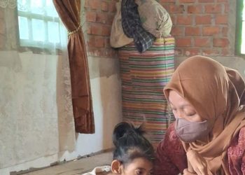 Gadis Remaja di Kota Jambi Mengalami Gizi Buruk, Dinas Sosial Turun Berikan Bantuan
