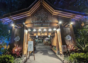 Kampung Daun Bandung: Cafe Unik Nuansa Alam Desa, Pesan Makanan Lewat Kentongan