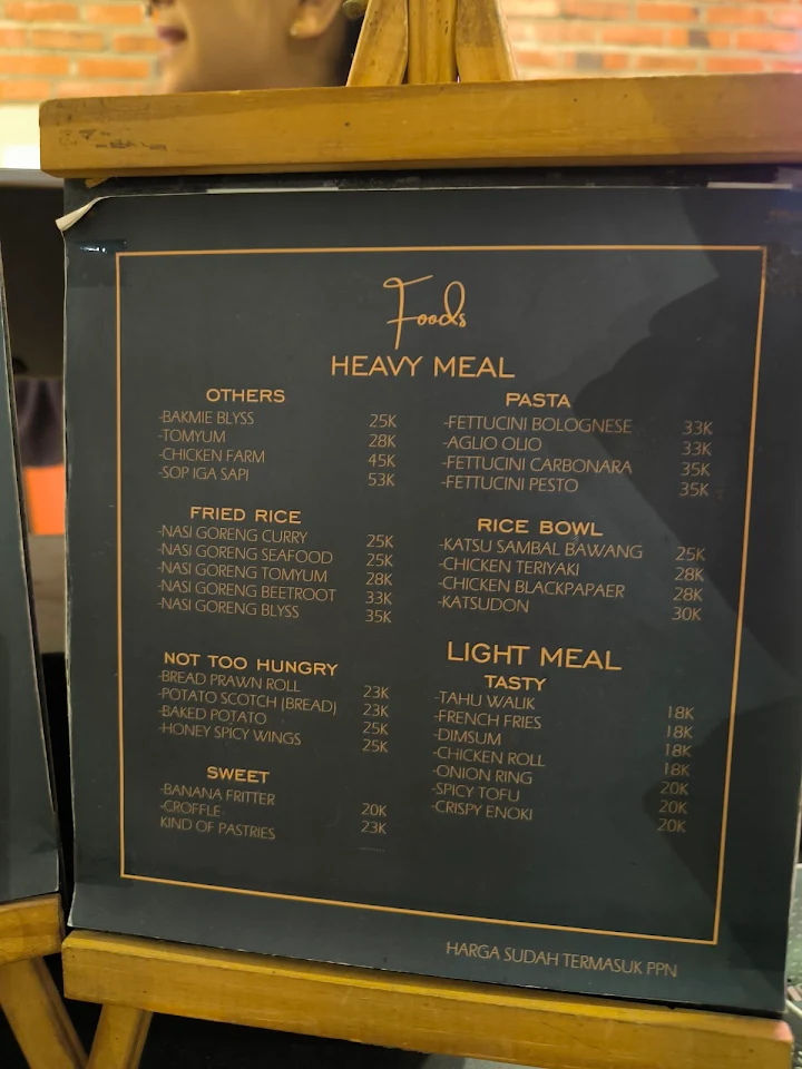 Blyss Cafe & Eatery: Tempat Nongkrong Sedang Hits Bernuansa Pegunungan di Kota Batu