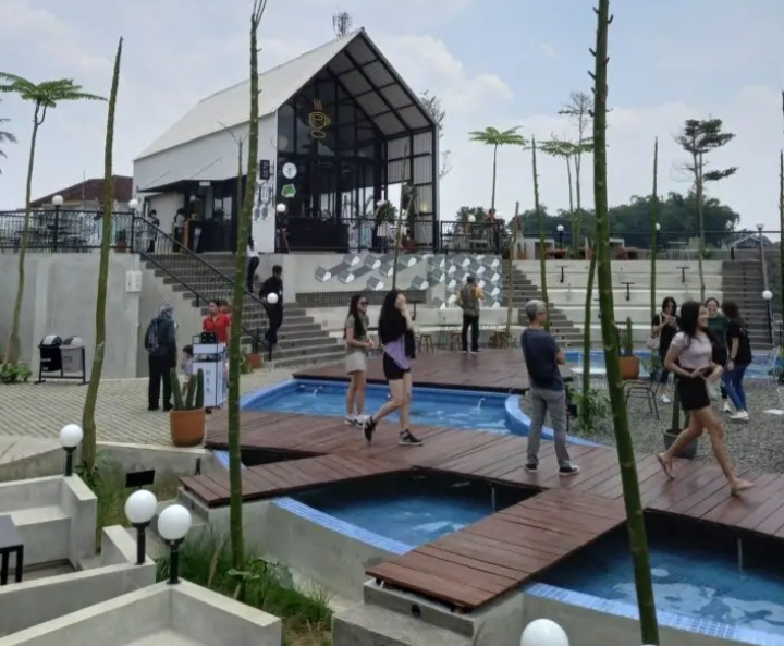 Kopi Nako Sukabumi: Tempat Nongkrong dengan Konsep Unik, Pemandangan Indah dan Ramah di Kantong