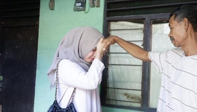 Windy Sang Pejuang KIP-Kuliah dari Ambon: Membakar Jagung, Menyalakan Harapan