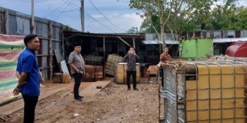 Komisi I DPRD kota Jambi saat Sidak ke gudang Minyak