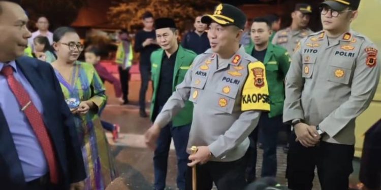 Kapolres Kerinci saat mengecek langsung gereja di Sungai Penuh