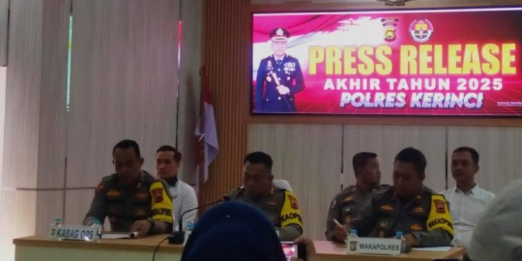 Konferensi Pers Akhir Tahun 2025