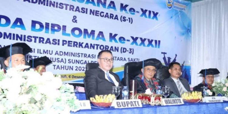 Wisuda STIA Nusa Sungai Penuh