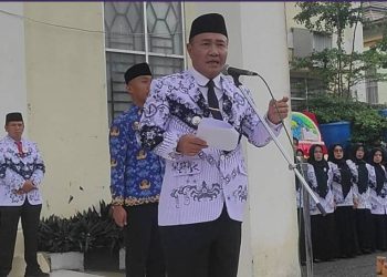 Wako Alfin saat menyampaikan sambutan pada HGN dan HUT PGRI