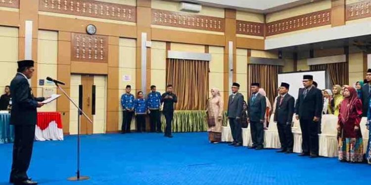 Proses Pelantikan pejabat eselon II,III dan IV di kota Sungai Penuh