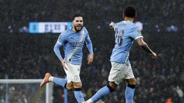 Manchester City melaju ke semifinal Carabao Cup 2025/2026. (Action Images via Reuters/Jason Cairnduff)