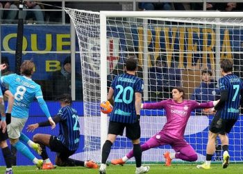 Inter Ditahan Napoli
Foto: Getty Images/MB Media