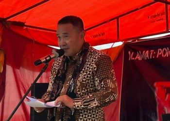 Walikota Sungai Penuh saat memberikan sambutan