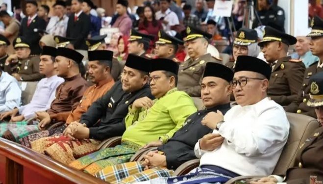 Walikota Sungai Penuh Alfin saat menghadiri HUT ke-69 Provinsi Jambi