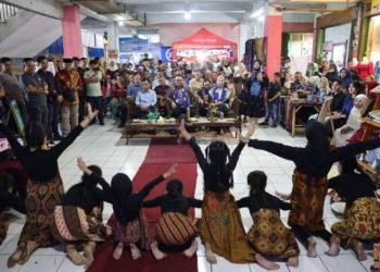 Walikota Sungai Penuh Apresiasi Lomba Lagu Daerah dan Fashion Show Daur Ulang
