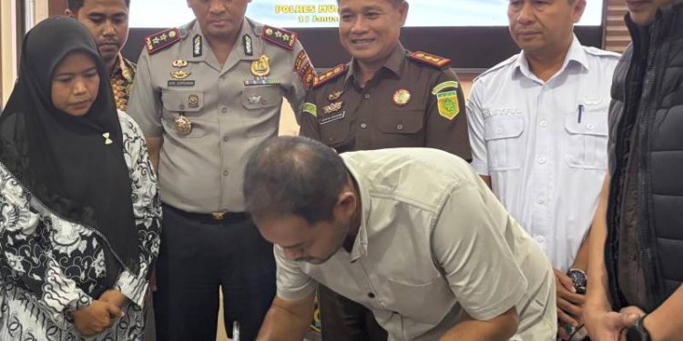 Kasus Guru Honorer SD di Muaro Jambi Berakhir Damai