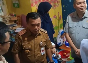 Gubernur Jambi saat meninjau SPPG beberapa waktu lalu