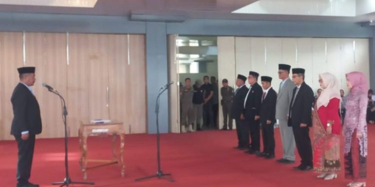 Bupati Monadi Lantik Direktur RSUD Bukit Kerman dan RSUD Kerinci