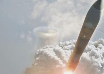Iran Gelar Latihan Militer di Selat Hormuz Saat Negosiasi Nuklir Dimulai