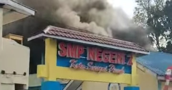 SMPN 2 Sungai Penuh Terbakar
