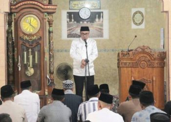 Walikota Alfin Serahkan Bantuan Rp5 Juta