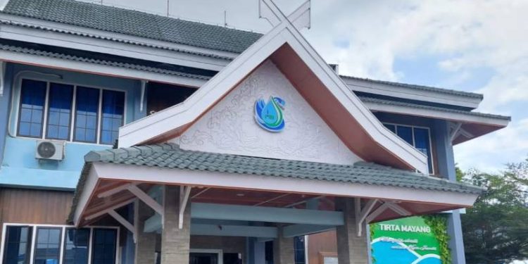 Tiga Direksi Baru Perumda Tirta Mayang Kota Jambi Ditetapkan