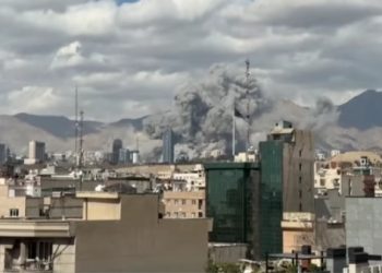 Perang Iran dengan Israel dan AS Makin Panas, Begini Kondisi 329 WNI