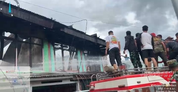 Tak Hanya Satu Rumah, Dua Unit Rumah Ikut Terbakar di Semurup