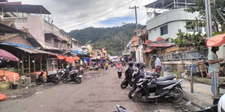 Komisi II DPRD Sungai Penuh Minta Parkir Ilegal di Jalan M Yamin Ditertibkan