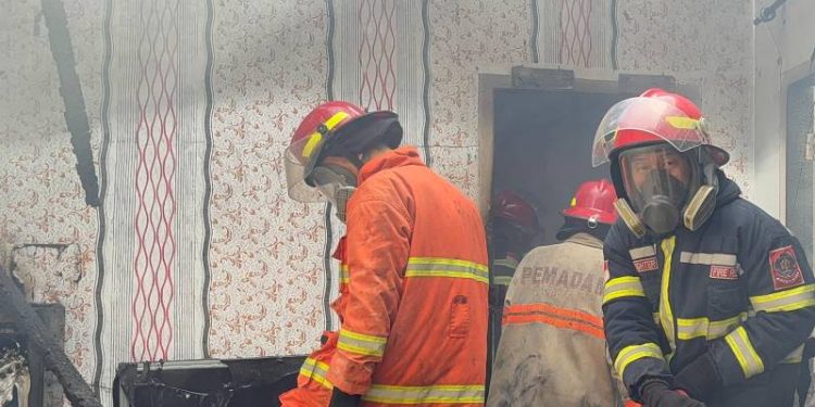 Kebakaran Hebat di Kenali Besar Kota Jambi, Anak 6 Tahun Jadi Korban