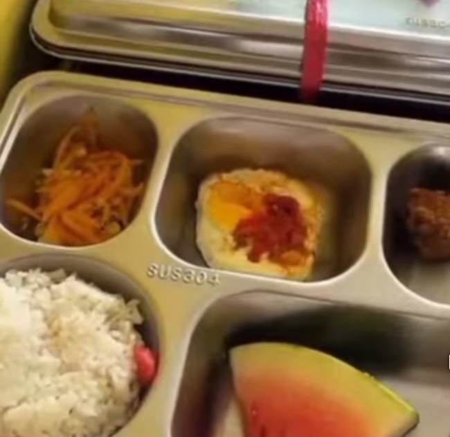 Menu MBG Ditolak Siswa di SMA Negeri 7 Kerinci