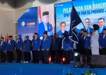 Dilantik Zulhas, Alfin–Monadi Resmi Nahkodai PAN Kerinci dan Sungai Penuh