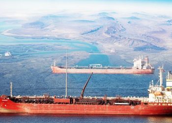 Perketat Selat Hormuz, AS Siagakan Kapal Perang