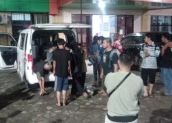 Manusia Silver Dipulangkan ke Palembang