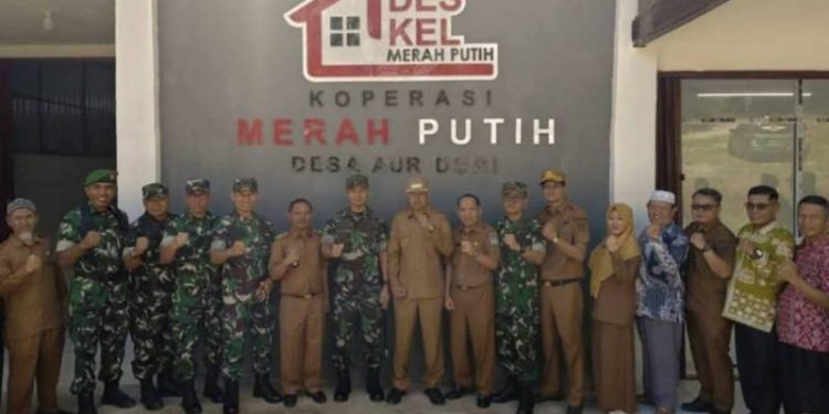 Wawako Azhar Tinjau Dampingi Danrem 042/GAPU Tinjau Koperasi Merah Putih di Sungai Penuh