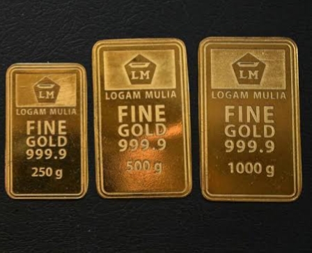 Harga Emas Dunia Melemah, Ketidakpastian Timur Tengah Masih Jadi Sorotan