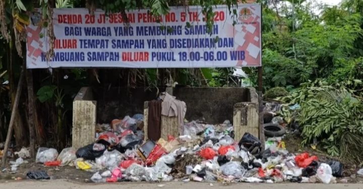 Hati-hati! Buang Sampah Sembarangan Bisa di Denda di Kota Jambi