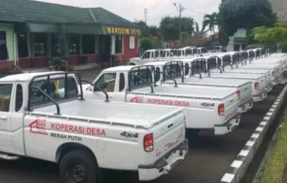 Mobil Pick Up untuk Operasional Koperasi Desa Merah Putih