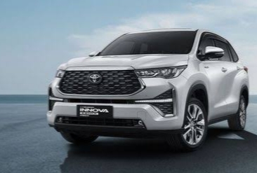 Geserkan Avanza wan BYD M6, Mobil Innova Kembali Jadi Raja Jalanan